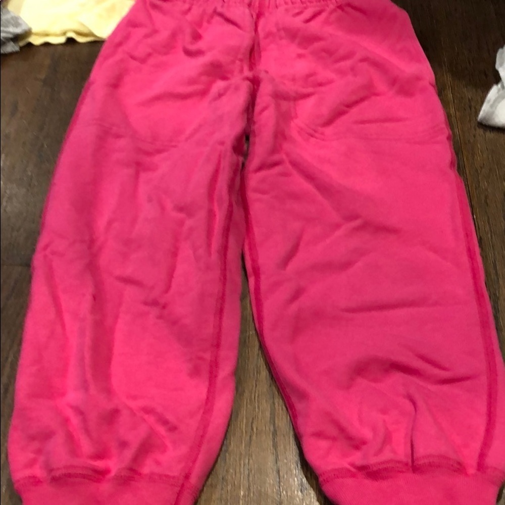 Hanna Andersson pink sweatpants size 110 💖💖